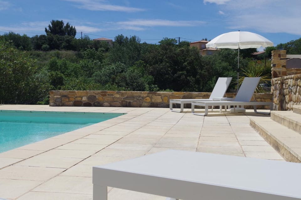 Balcony/Terrace, Swimming pool
