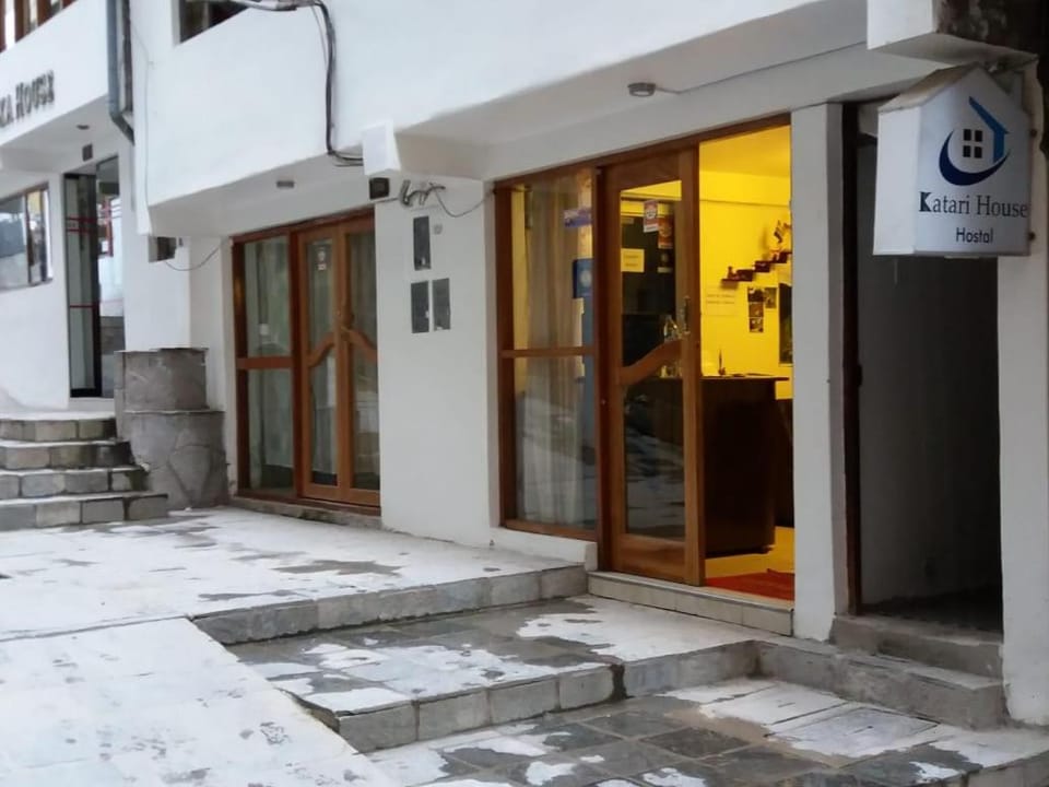 Property building, Facade/entrance