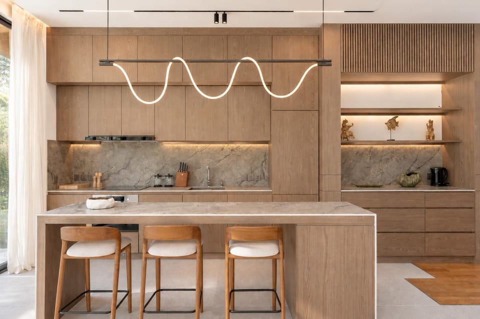 Kitchen or kitchenette, Dining area, stove