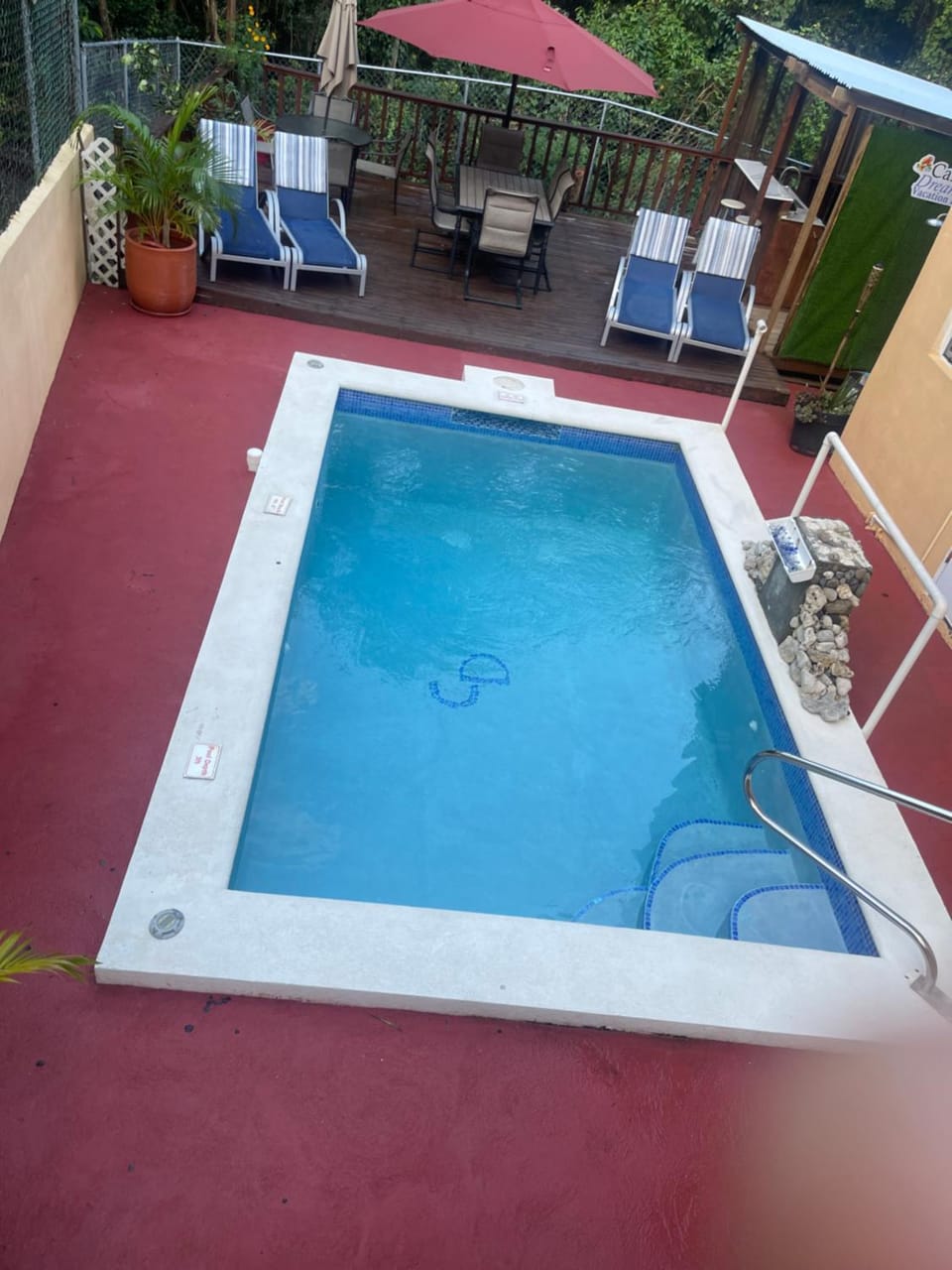 Pool view, Swimming pool, sunbed