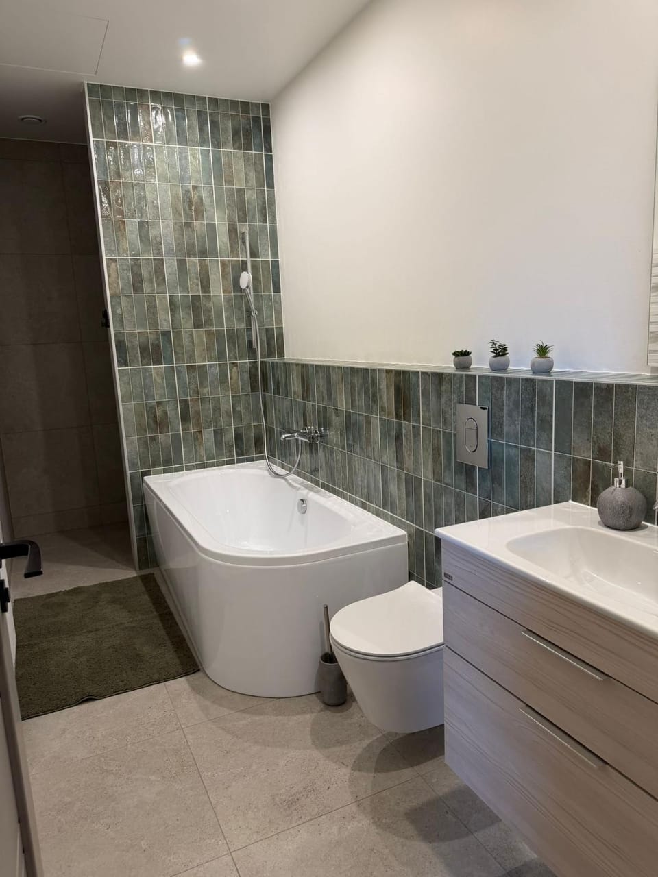 Toilet, Bathroom, Bath