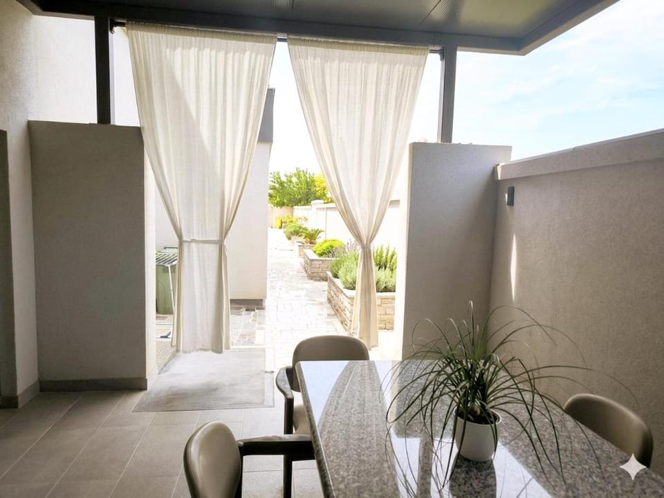 Apartment with pool, accessible for people with disabilities, near Zadar Apartment in Zadar County