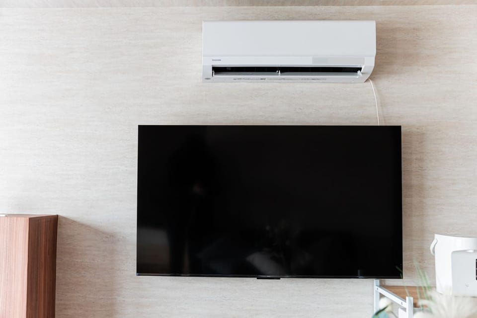 Communal lounge/ TV room, air conditioner