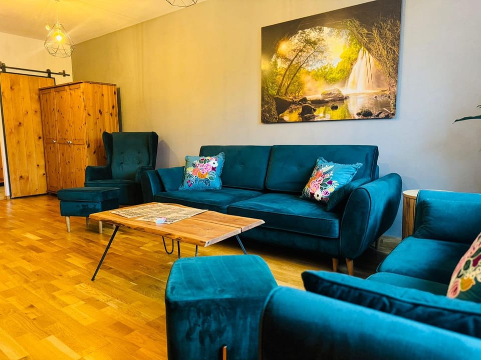 Living room, Seating area, wardrobe