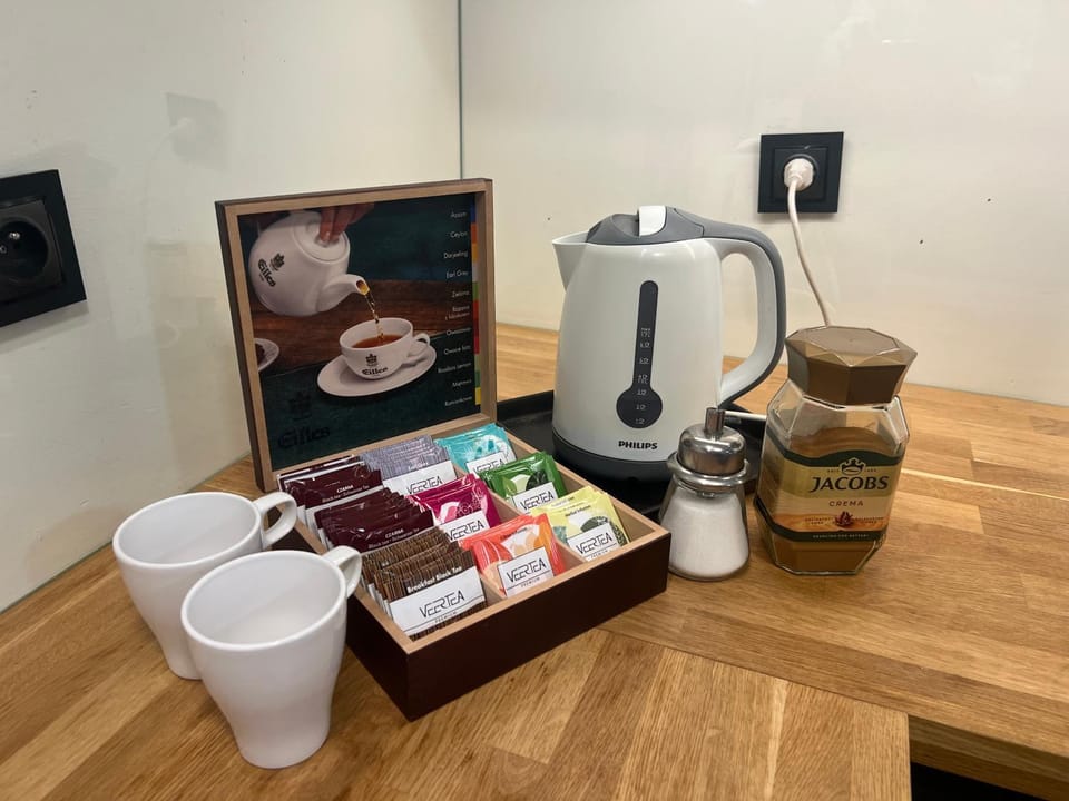 Coffee/tea facilities, Kitchen or kitchenette, Food and drinks