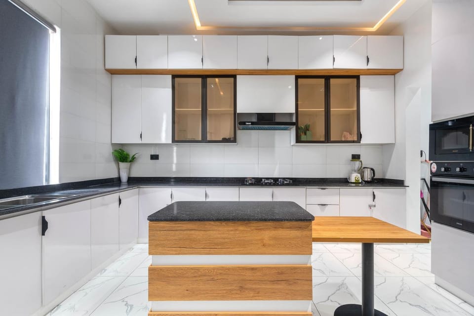 Two bedroom apartment with pool and ps5 IKate, Lekki Apartment in Lagos, Nigeria