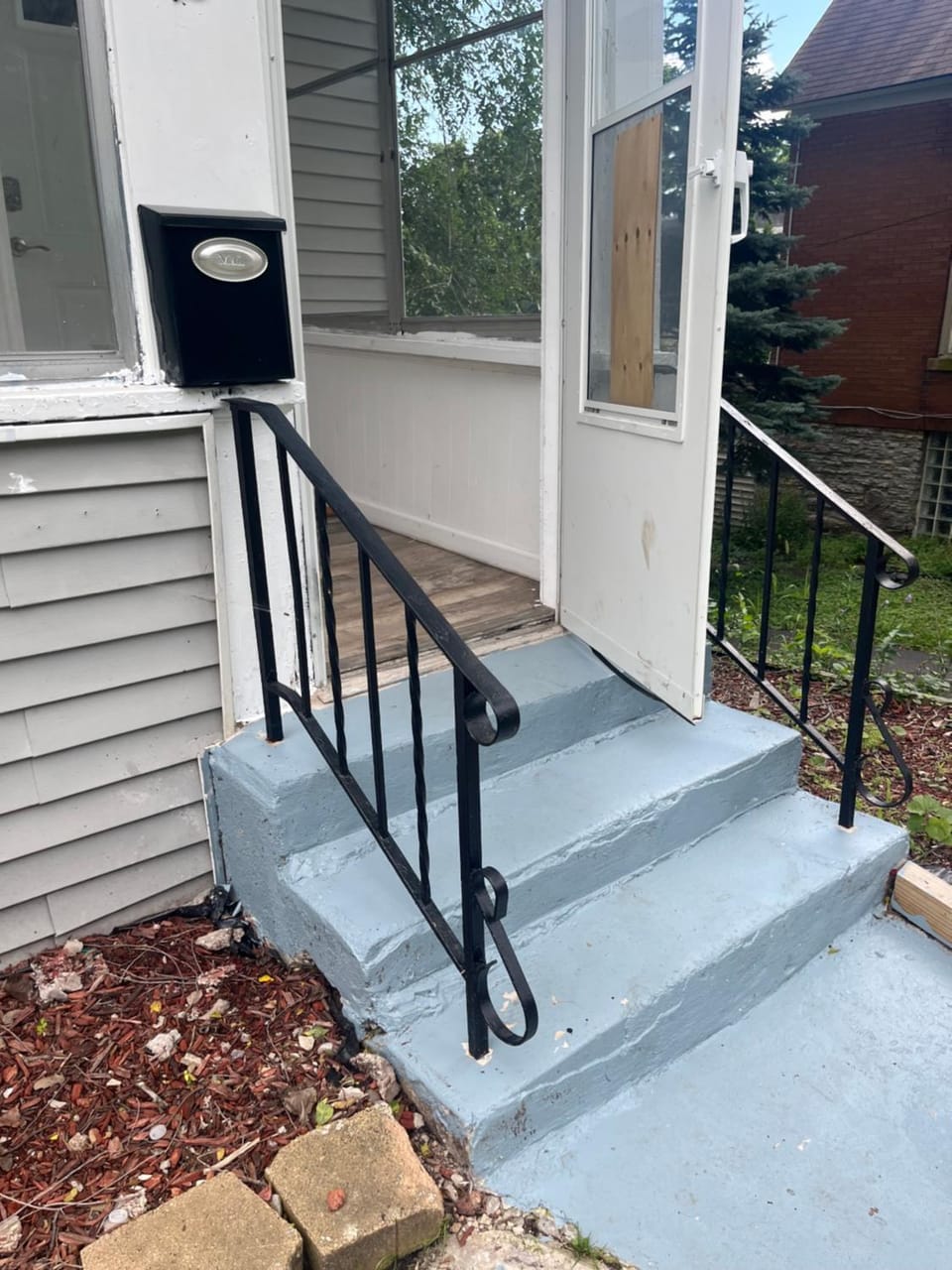 Property building, Facade/entrance