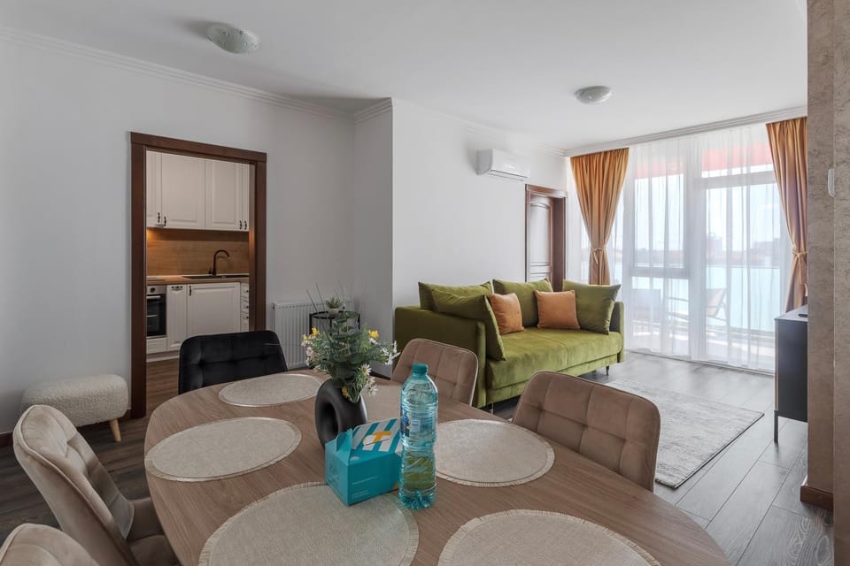 Living room, Dining area, air conditioner, air conditioner