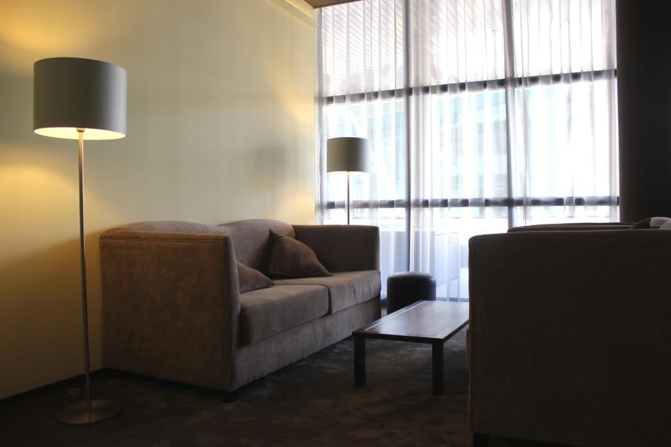 Communal lounge/ TV room, Lobby or reception