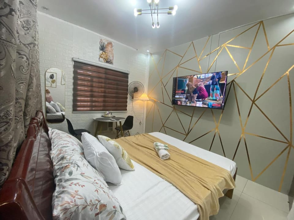 Dhenish's Transient House Bed and Breakfast in Calabarzon