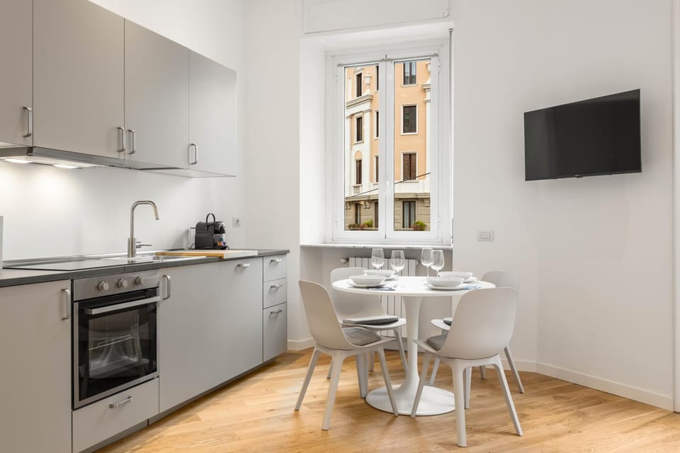 Centrale-Duomo 10min - Grey perl - Wi-Fi Netflix Apartment in Milan