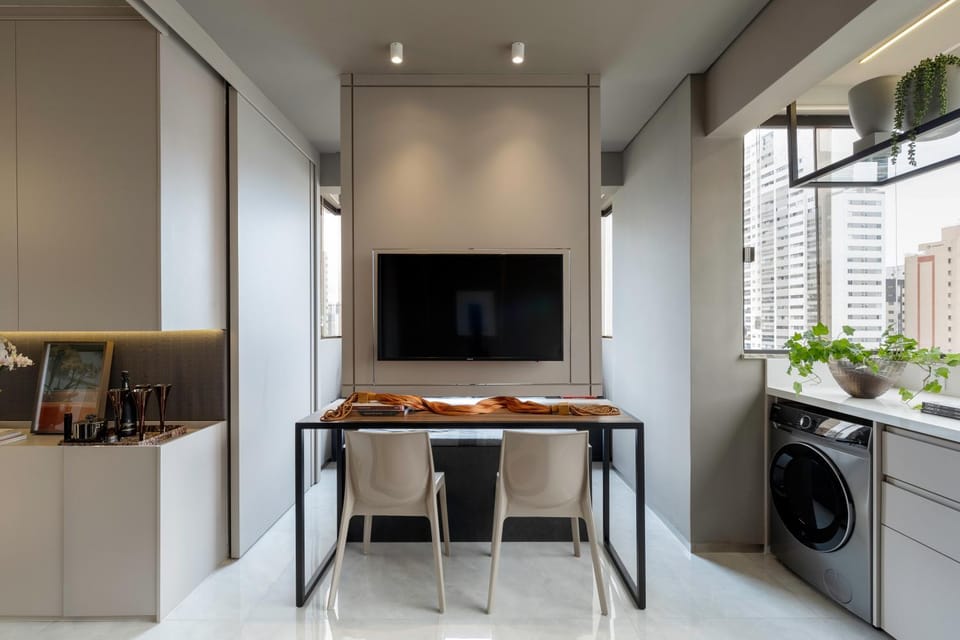 Communal lounge/ TV room, TV and multimedia, Dining area, Evening entertainment, laundry