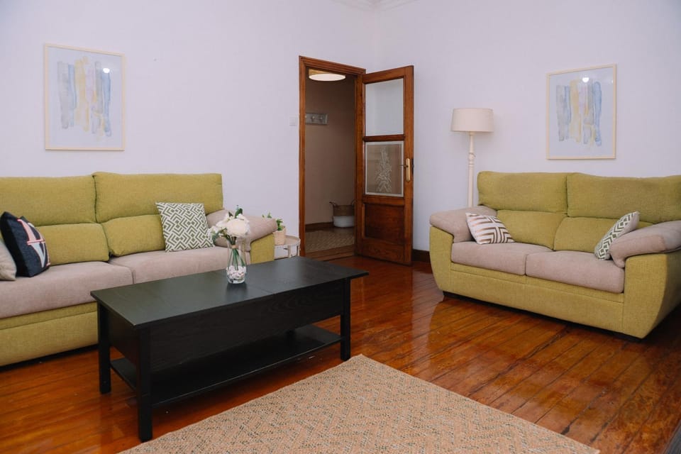 Cómodo y espacioso en Vigo by CABANA Rentals Apartment in Vigo