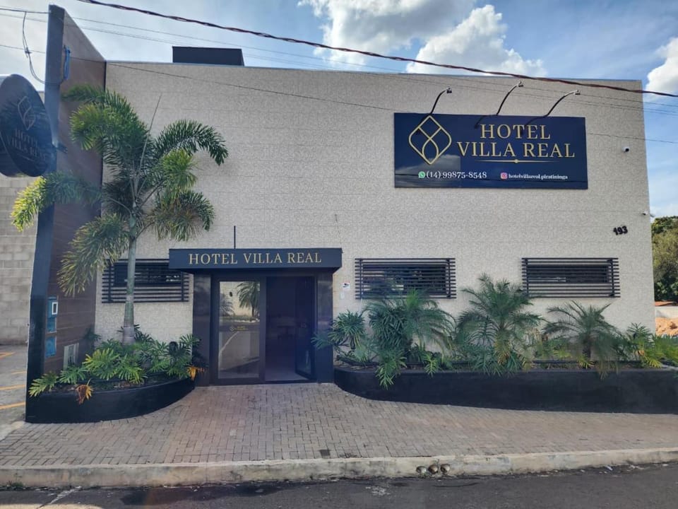 Property building, Day, Street view
