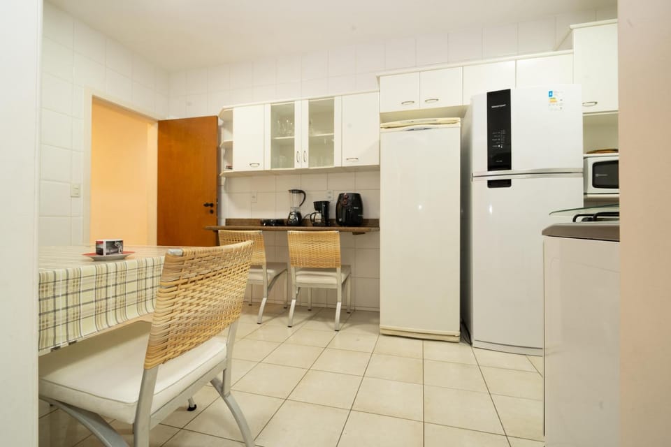 Praia do Forte a 1 min - 3 quartos c Ar e Piscina Apartment in Cabo Frio