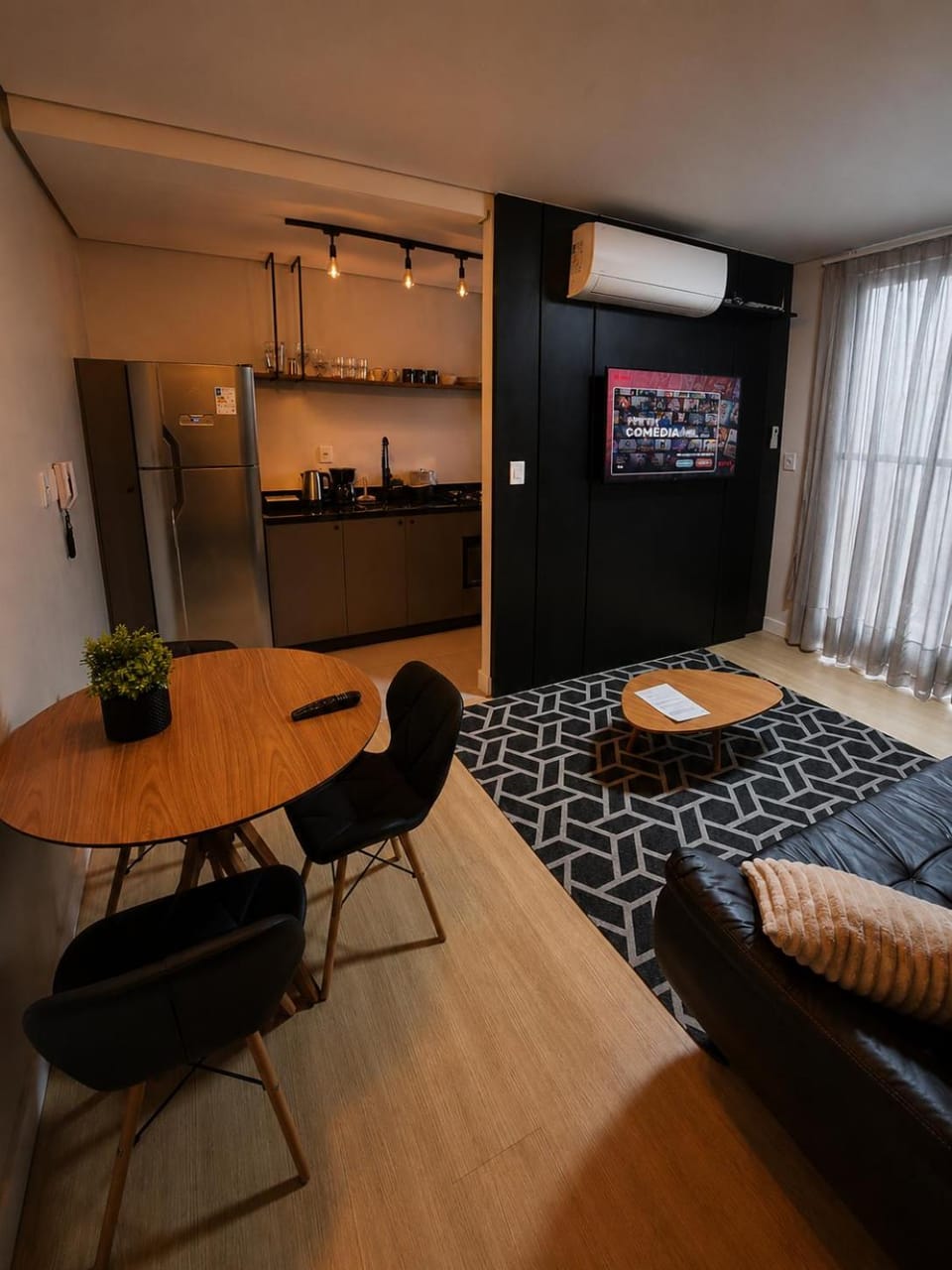 Studio 705 Premium no Centro de Chapecó com Sacada, Piscina, Academia e Vaga Garagem - Prédio Alto Padrão Apartment in Chapecó