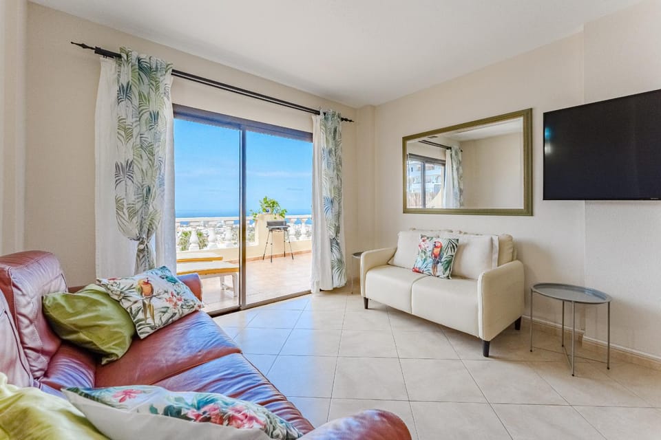 TV and multimedia, View (from property/room), Living room, Seating area