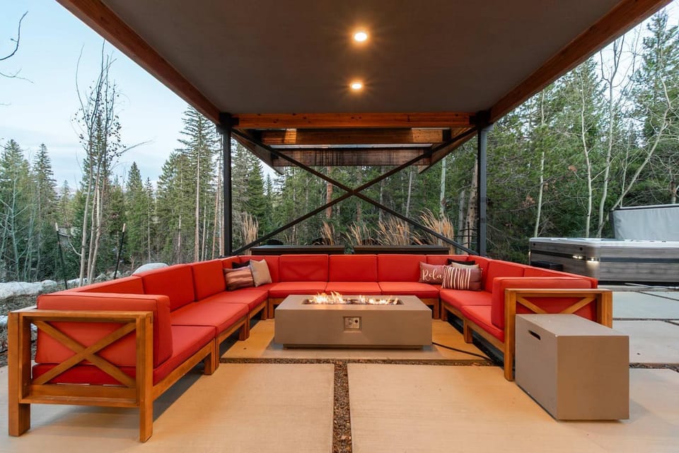 Riverbend Chalet Chalet in Fraser