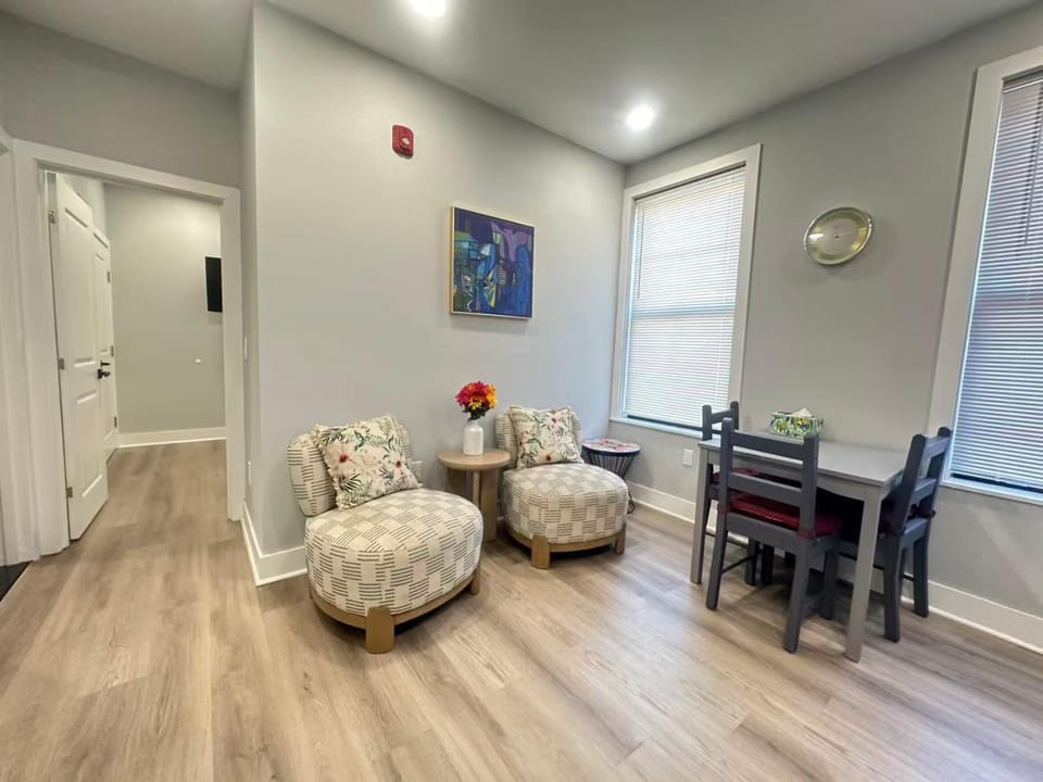 New 1BR Walk to Pats & Genos Apartment in Philadelphia