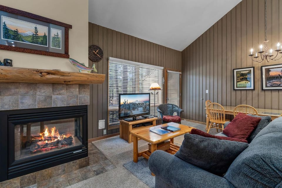 Bend Mt Bachelor 2 Bedroom Condo House in Bend