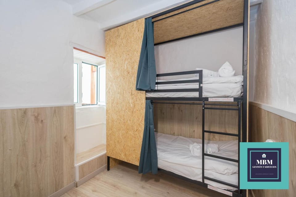 Albergue Casa Jalou Hostel in Agaete