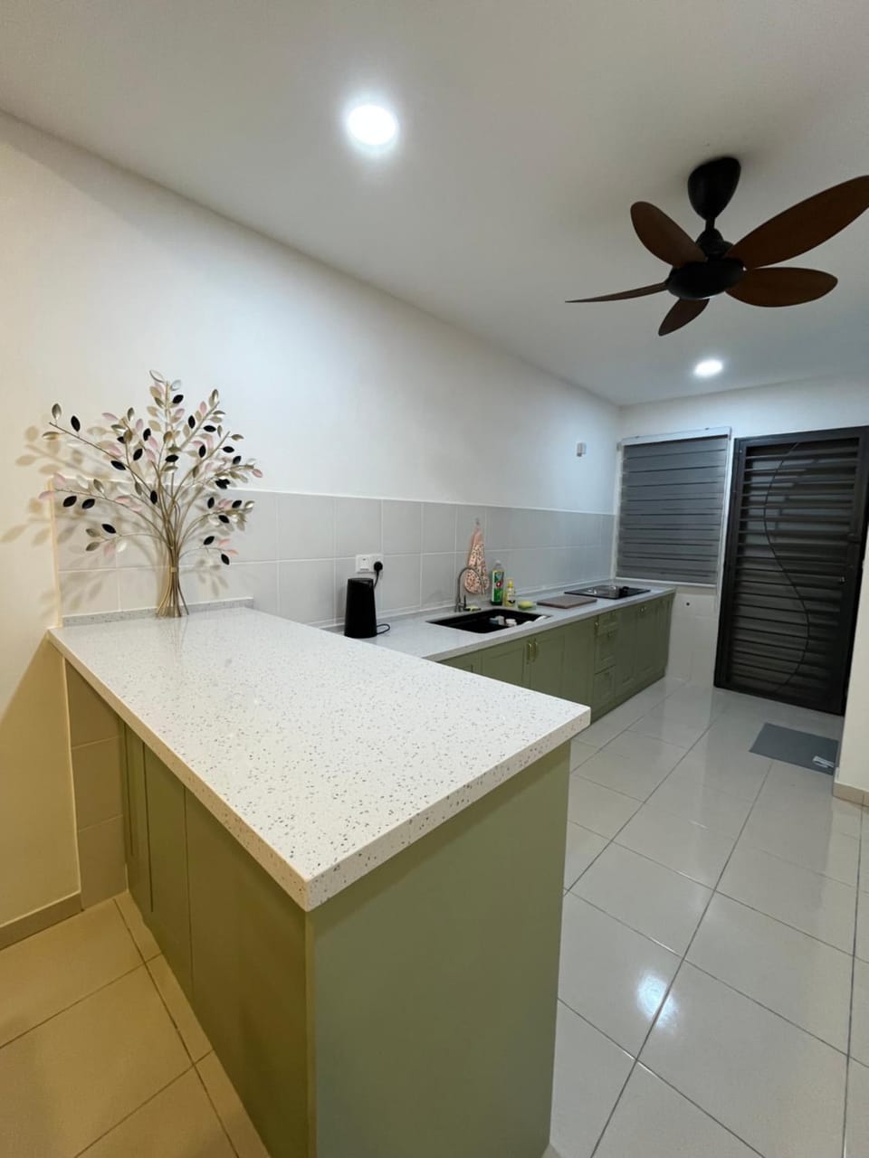 Landed KLIA Netflix, Fully AC&Heater, Kids Pool House in Negeri Sembilan, Malaysia