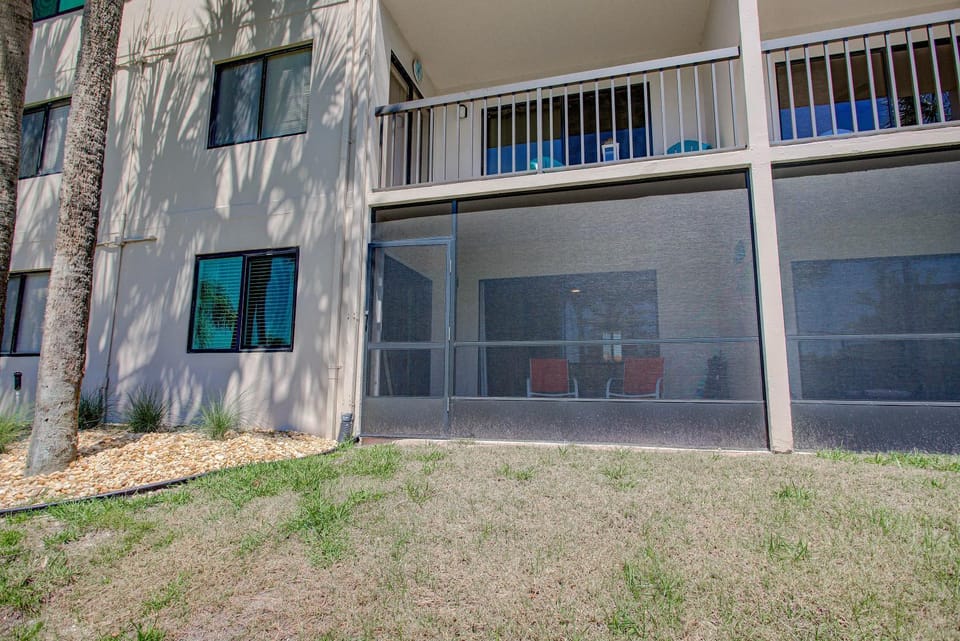 Ocean Side Complex with Heated Pool B-15 Apartment in Butler Beach