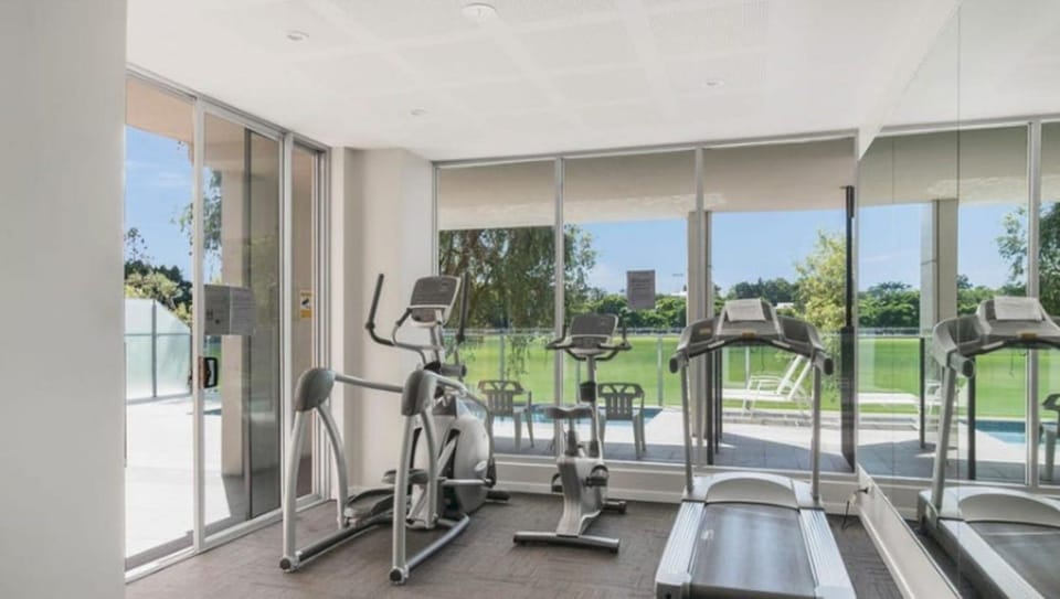 Barramul on the Park with Pool & Gym Access Apartment in Bulimba