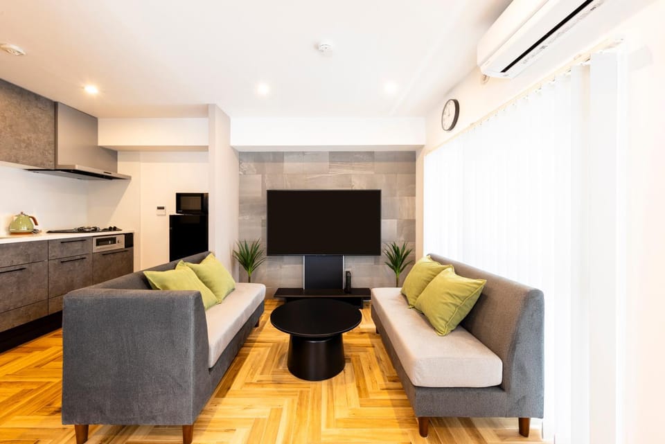 Amp Flat TFK西新駅前 Apartment in Fukuoka