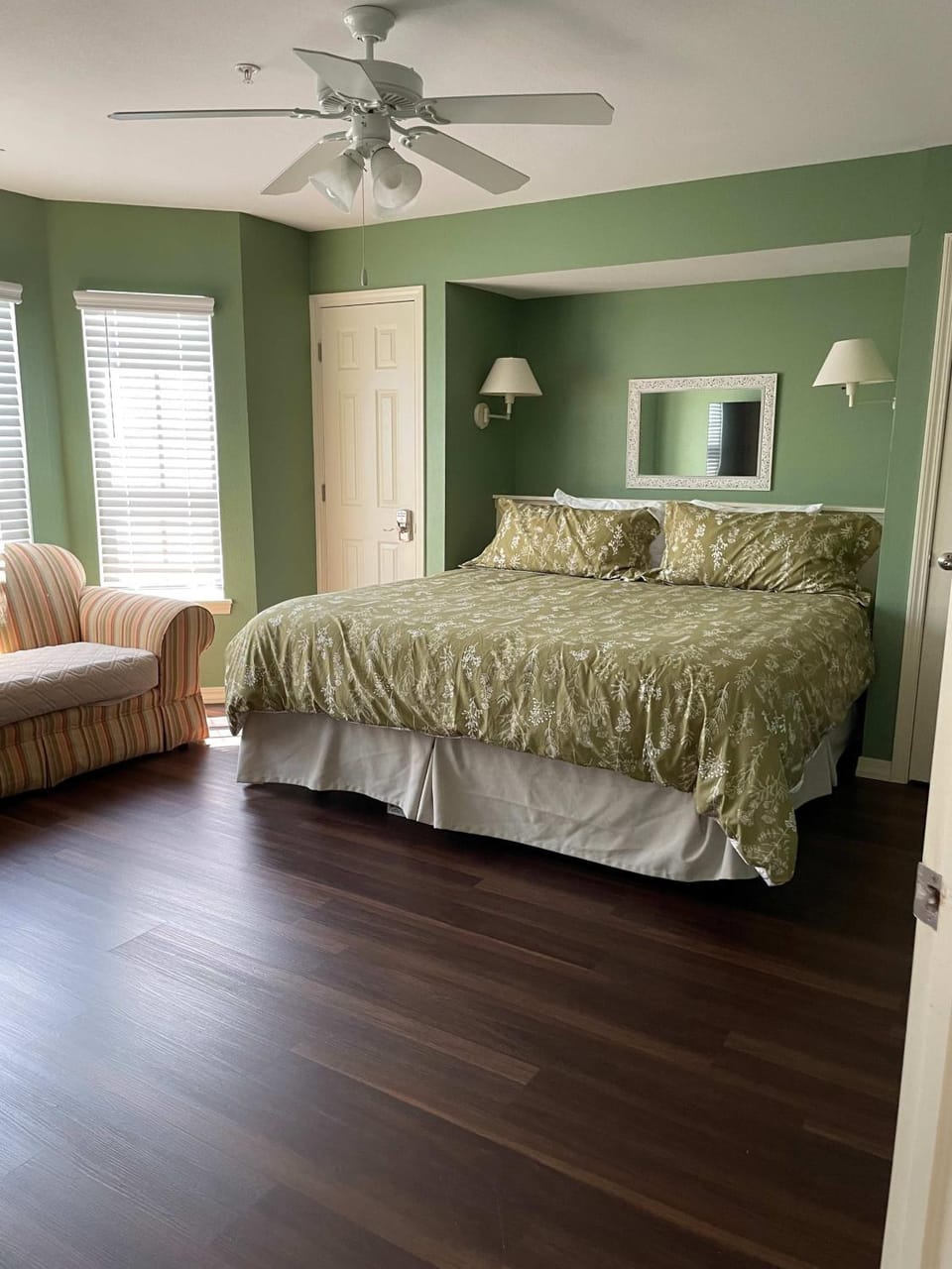 Rolling Acres House in Table Rock Lake