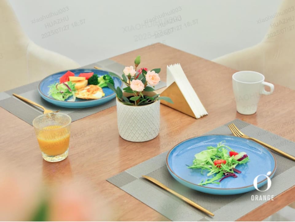 Restaurant/places to eat, Food and drinks, Breakfast