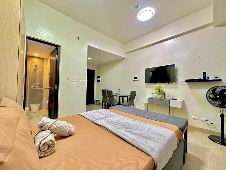 One Madison Place Studio Unit with Balcony Apartment hotel in Iloilo City
