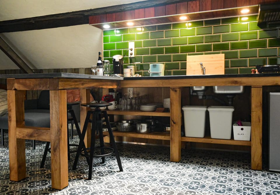 Coffee/tea facilities, Kitchen or kitchenette