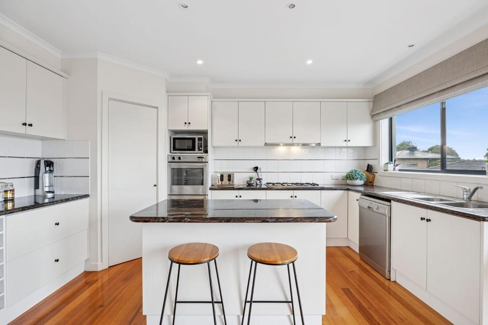 Pomora Ocean Views House in Torquay