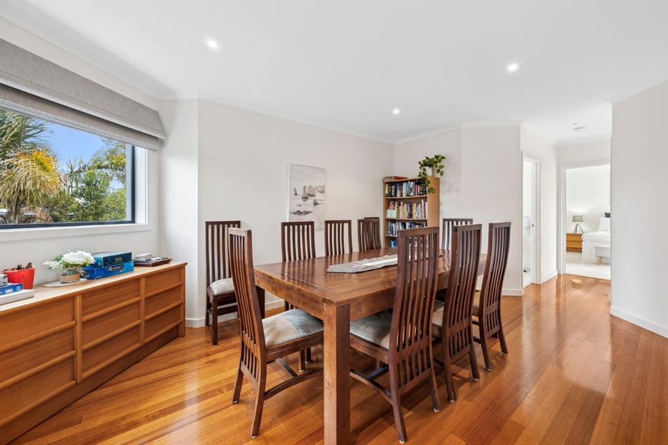 Pomora Ocean Views House in Torquay