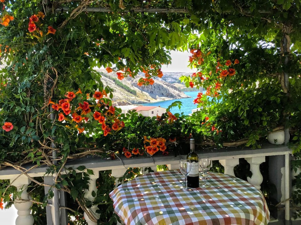 Balcony/Terrace, Balcony/Terrace, Drinks, Alcoholic drinks