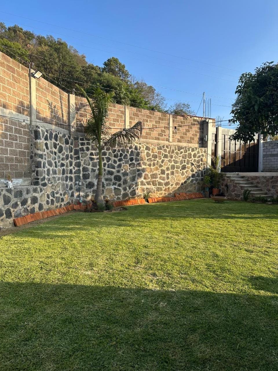 Casa Palmer, con gran jardín House in State of Morelos