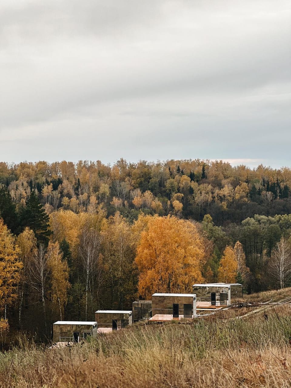Дзеркальний будинок Botan House in Ukraine