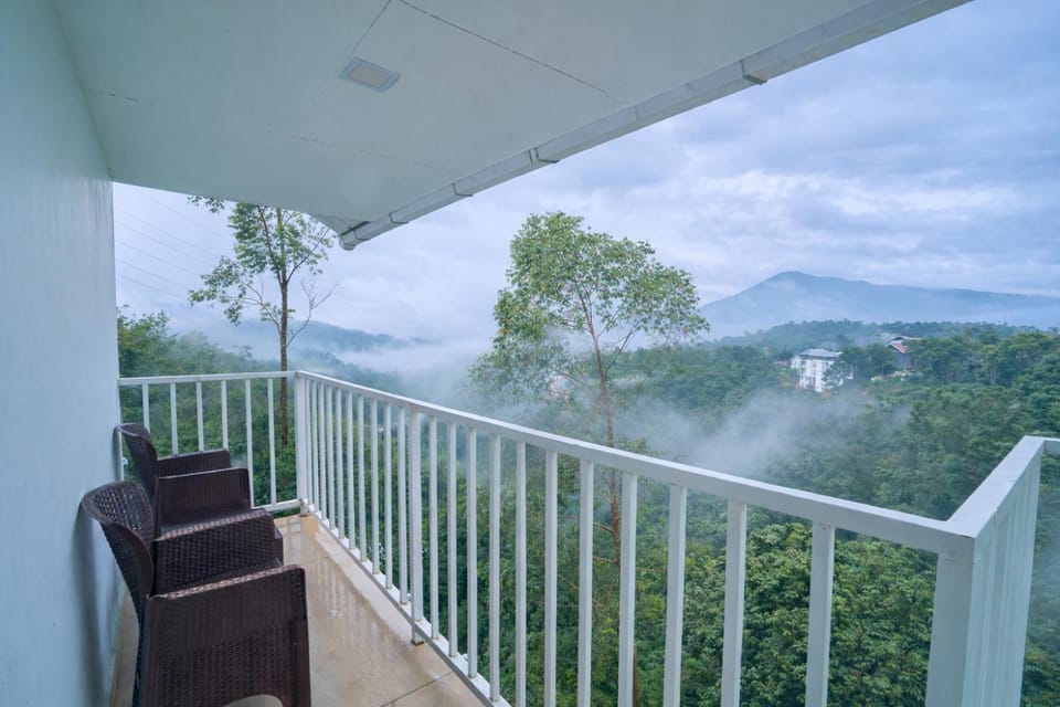 Property building, View (from property/room)