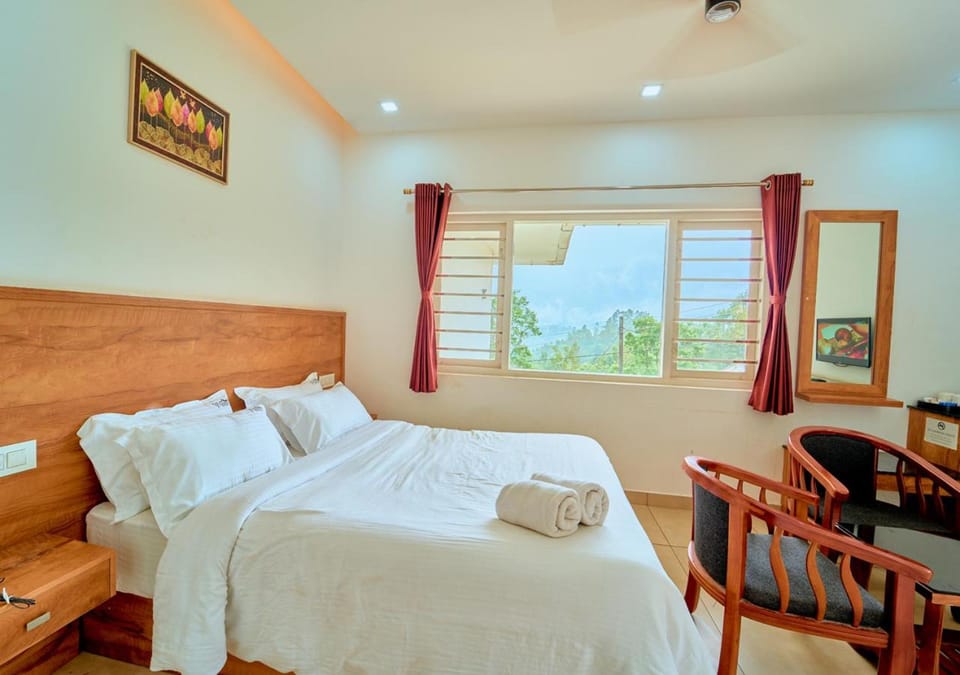 Bed, Photo of the whole room, Bedroom, towels