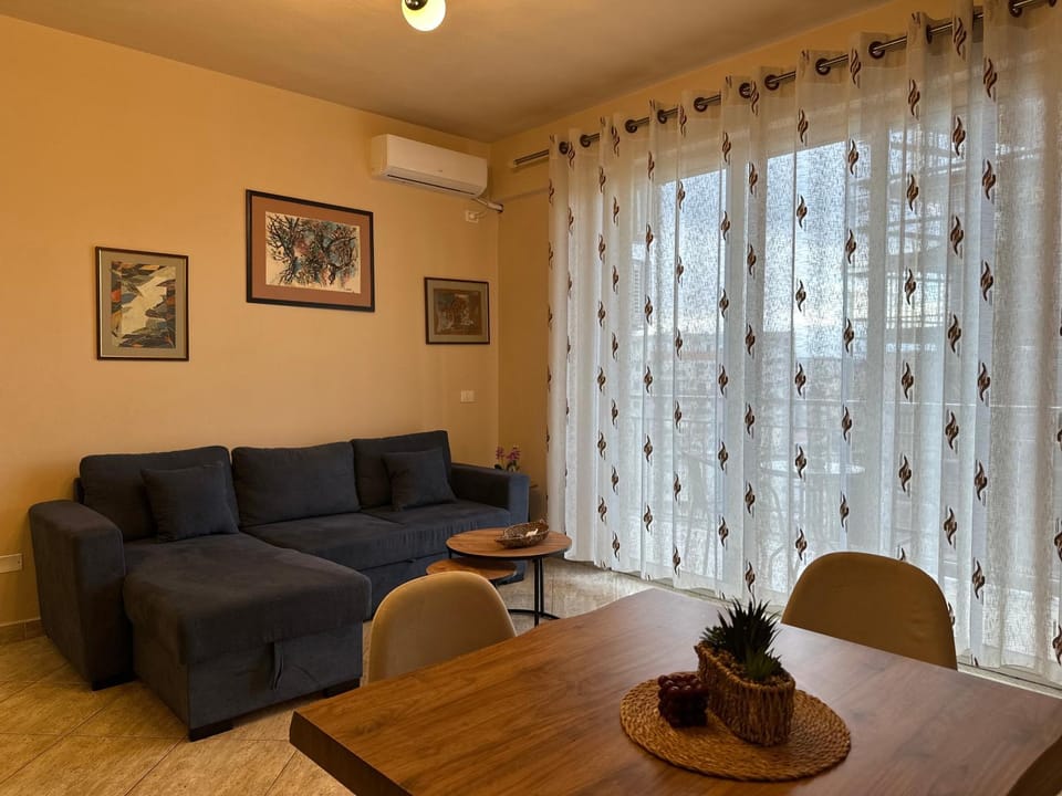 Seating area, Dining area, Area and facilities, Area and facilities, Breakfast, internet, internet, air conditioner, air conditioner
