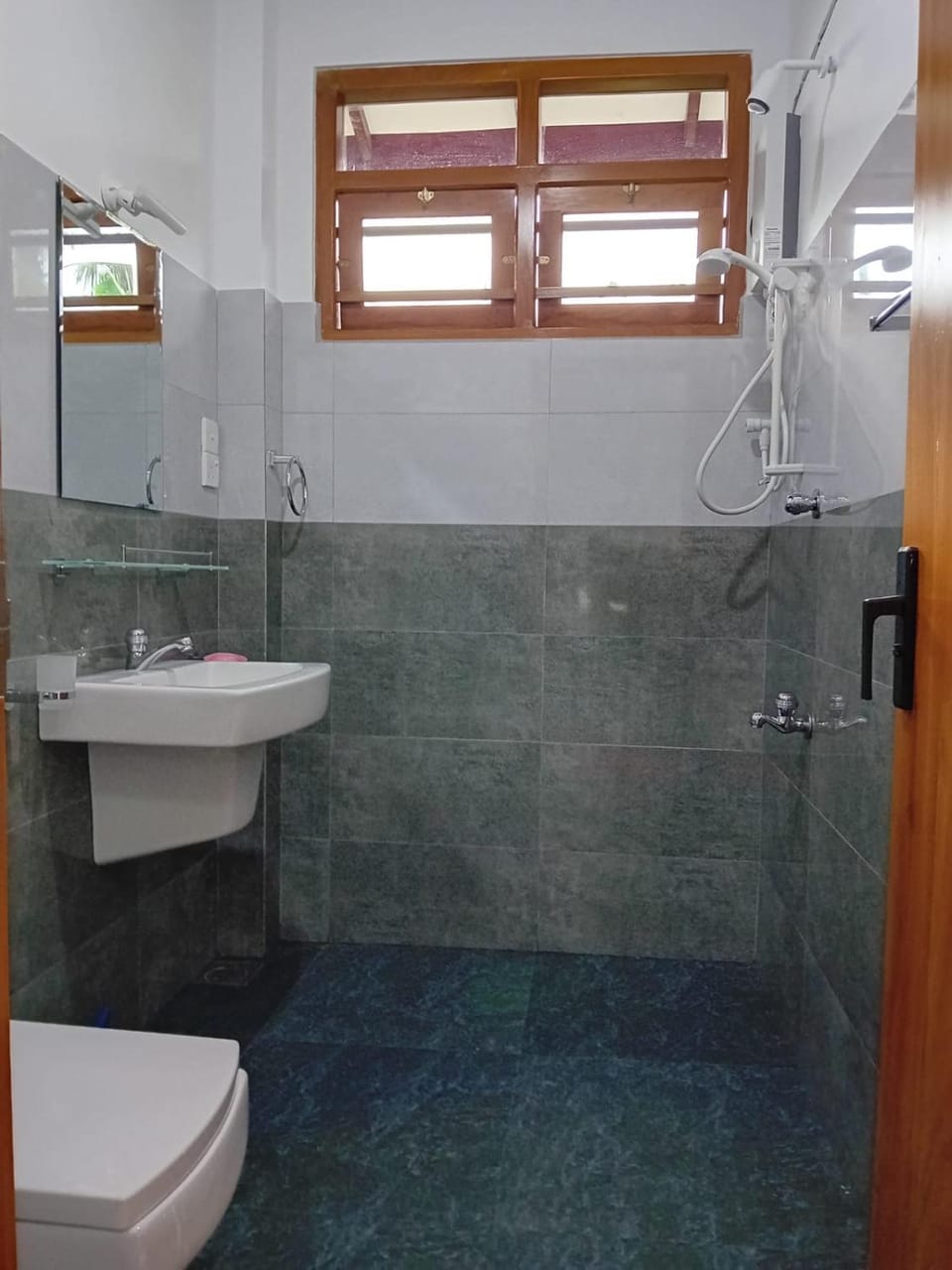 N C Villa Apartment in Hikkaduwa