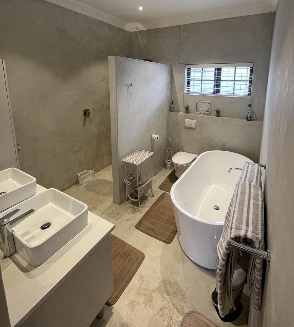 Shower, Toilet, Bathroom, Bath, towels