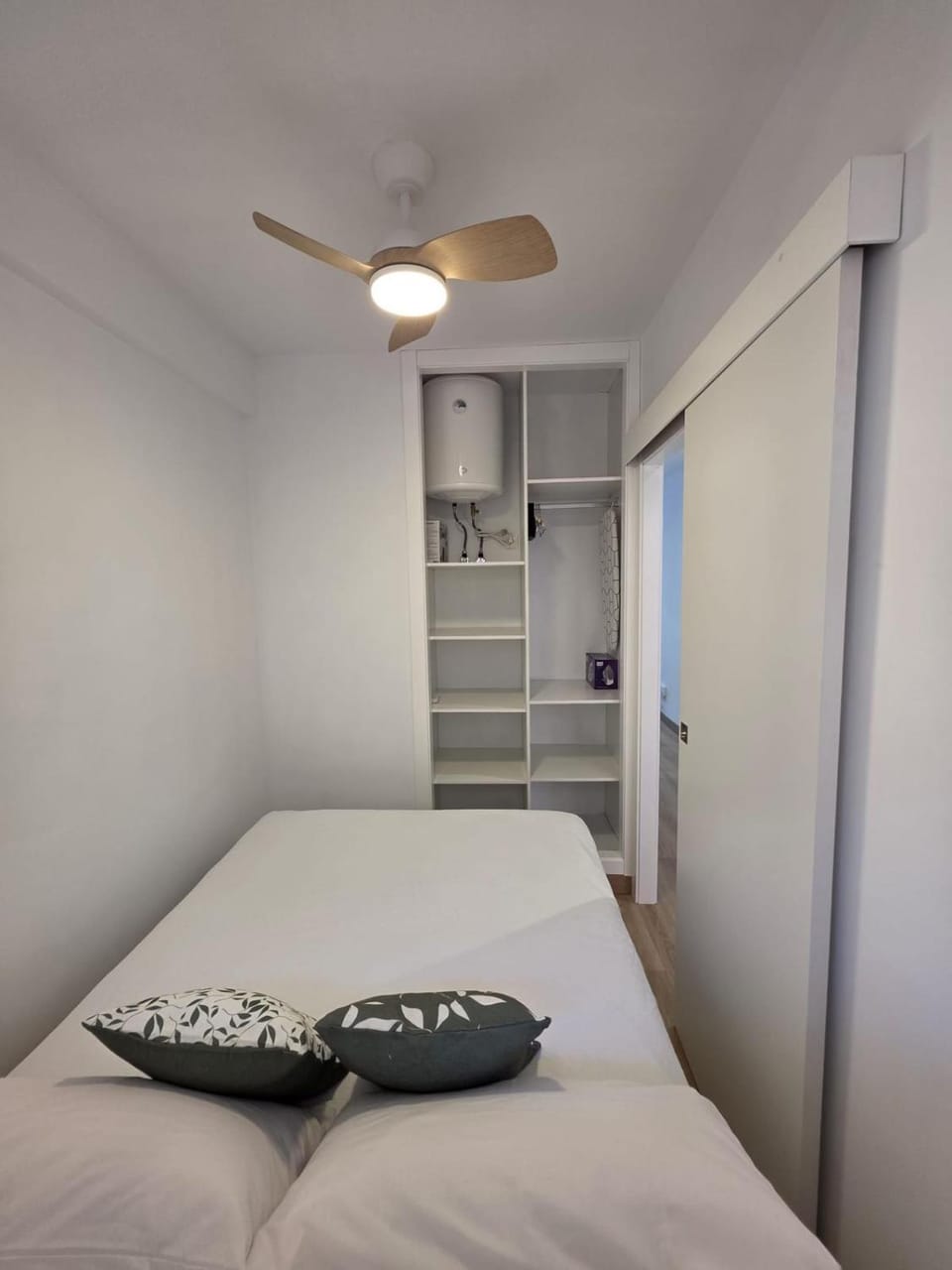Bed, Bedroom, towels, wardrobe