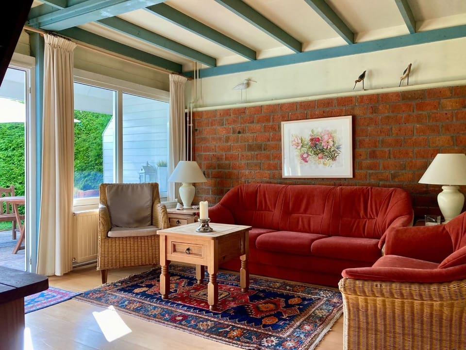 Living room, Decorative detail