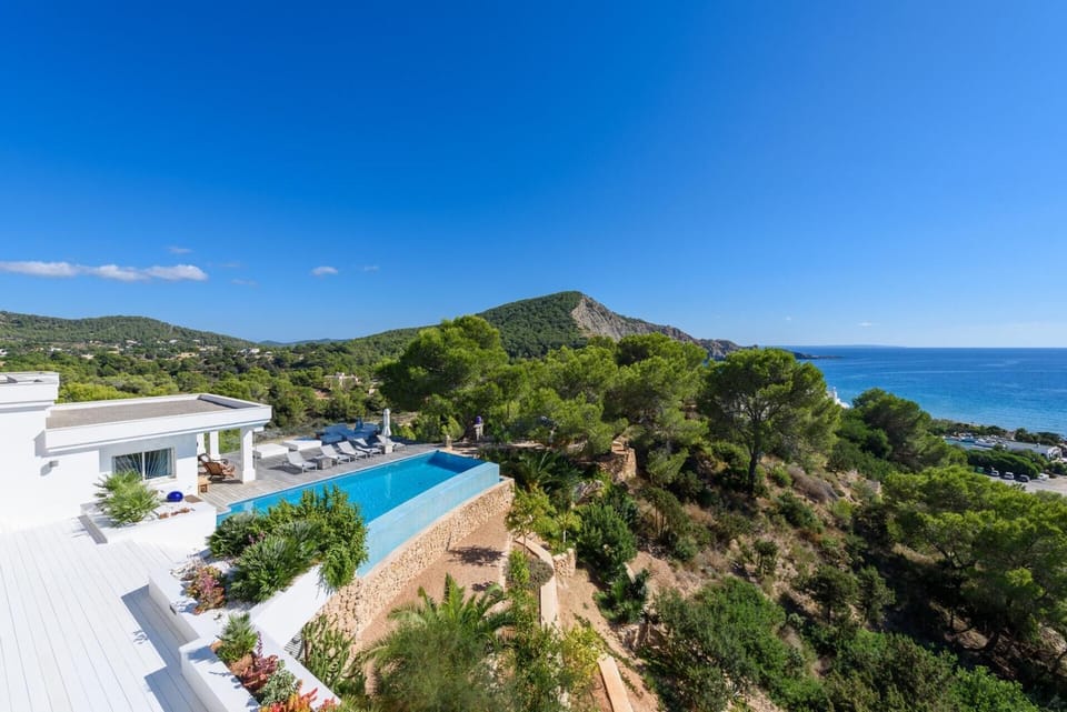 Serene Escape in Ibiza City 1022 Villa in Ibiza