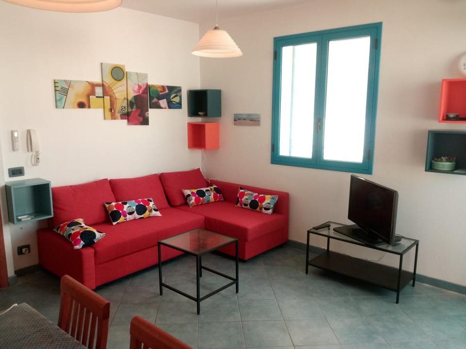TV and multimedia, Living room, Dining area