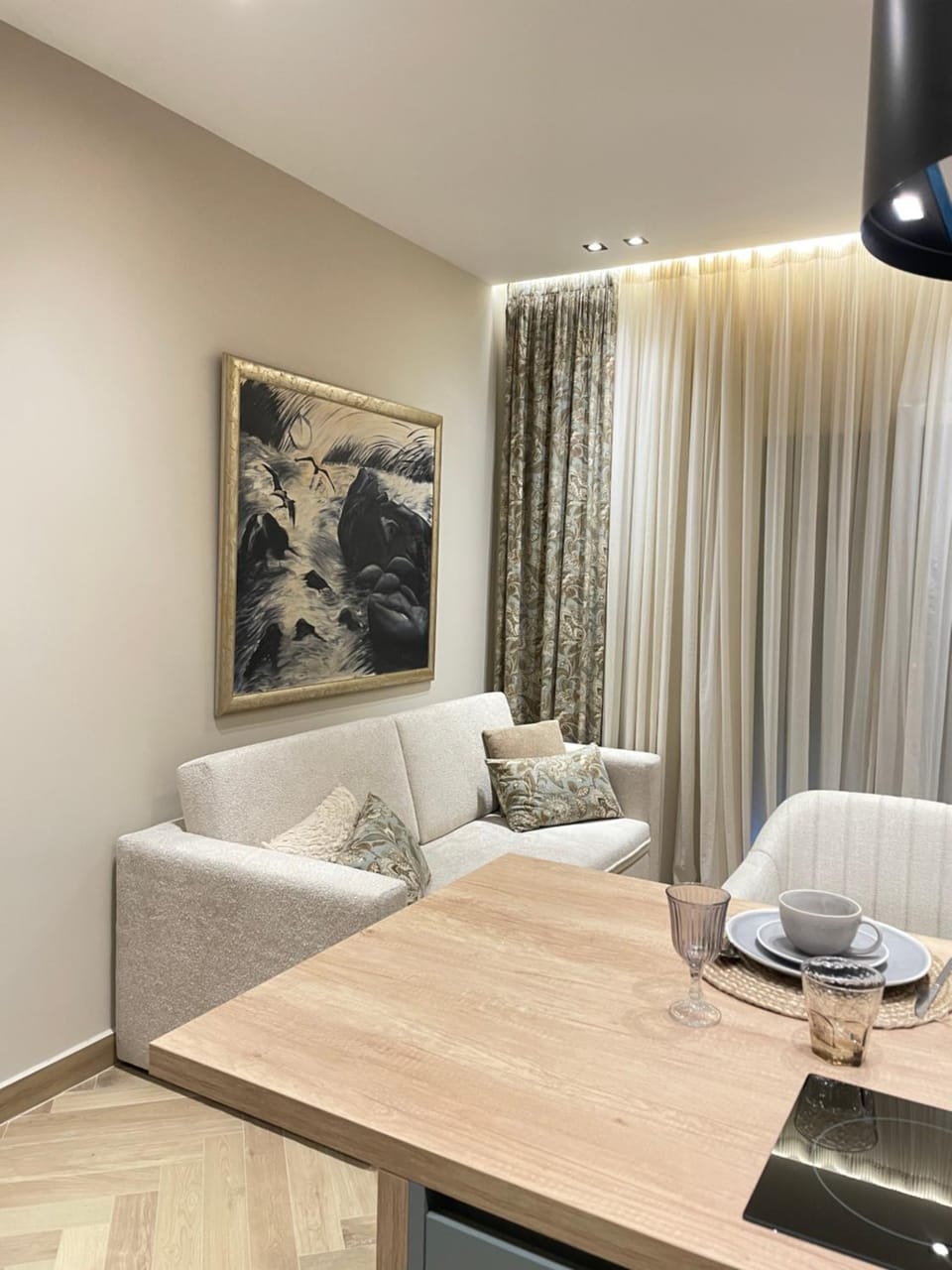 Living room, Dining area
