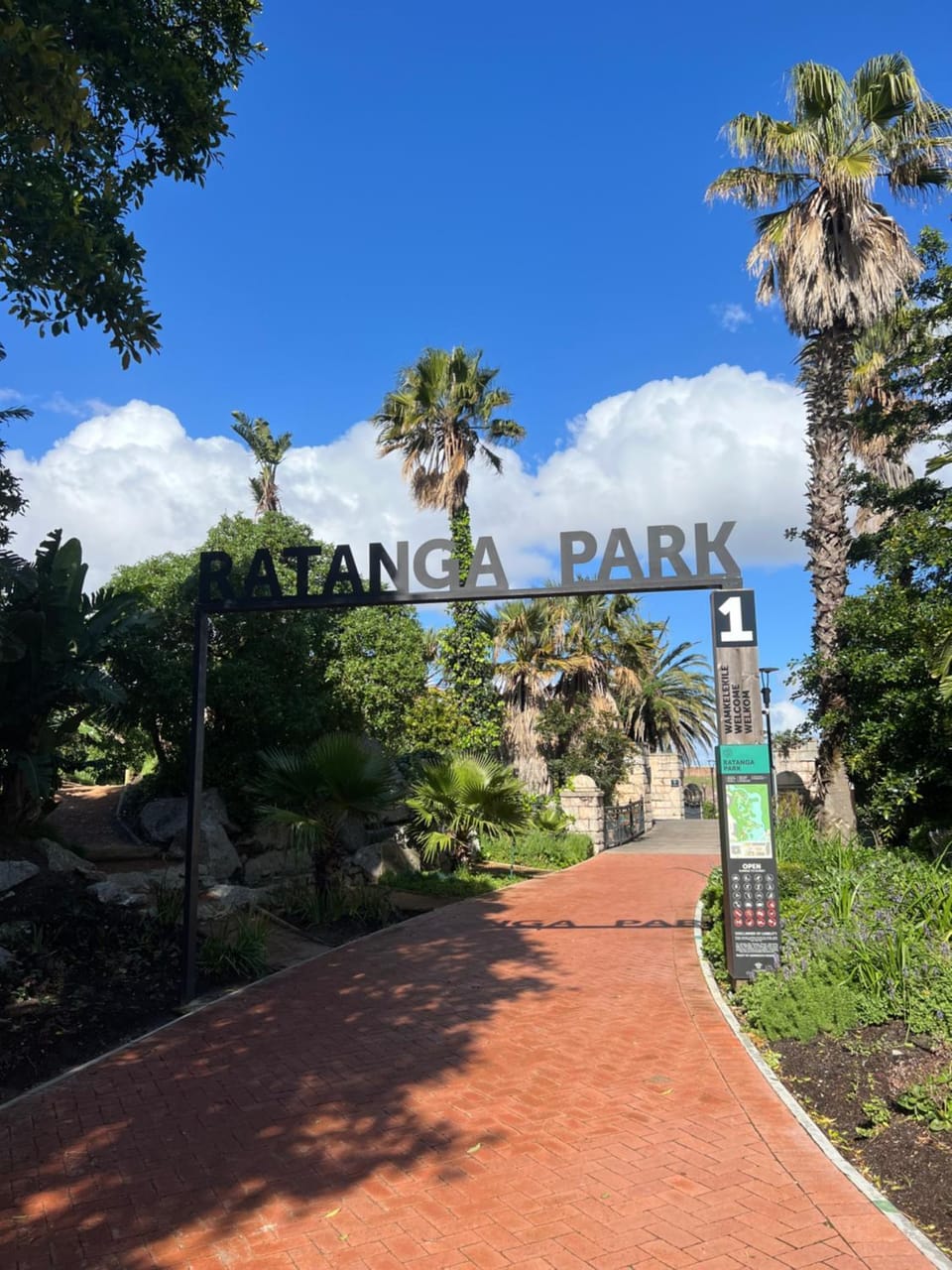 Nearby landmark, Day, Natural landscape