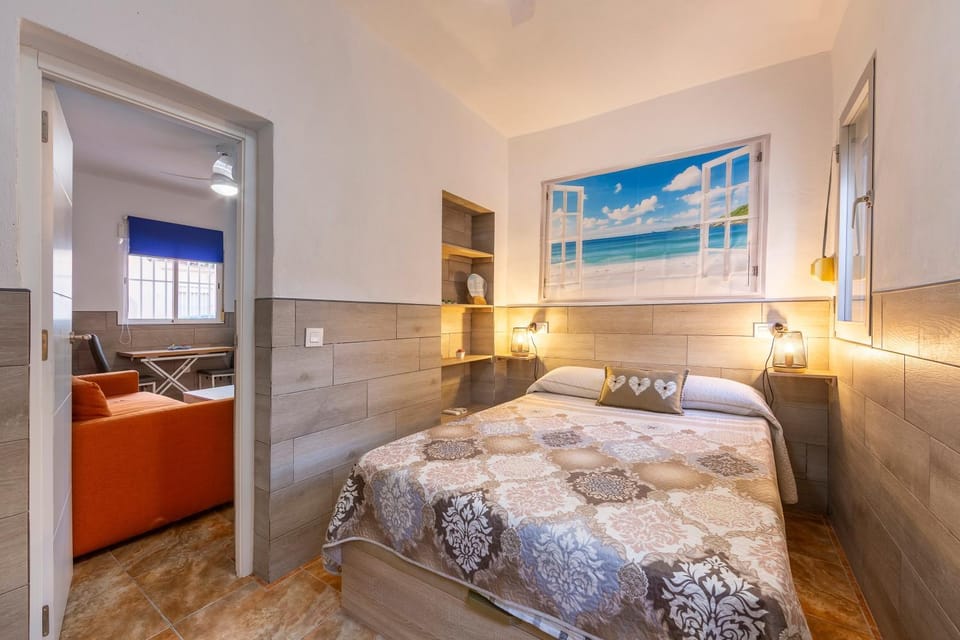 Living room, Bedroom